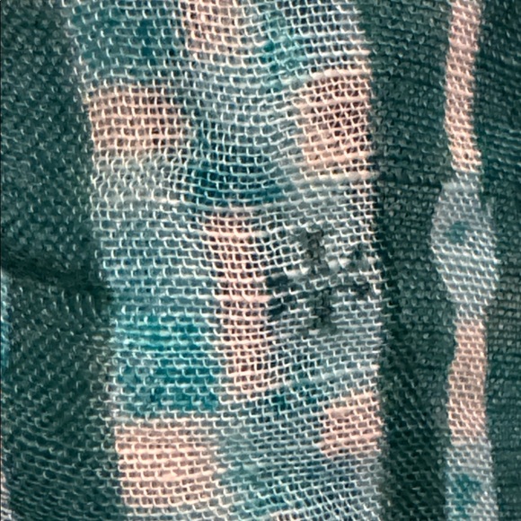 Tory Burch wrap/scarf oblong with T Mongram striped and checker pattern - Picture 3 of 7